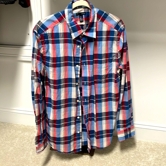 Gap Plaid Button Down - Picture 1 of 4